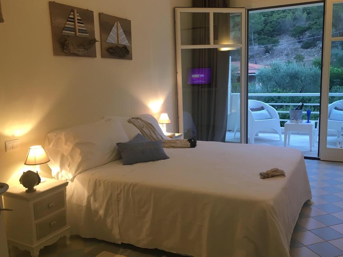Baia Dei Mergoli Hotel Mattinata Dış mekan fotoğraf