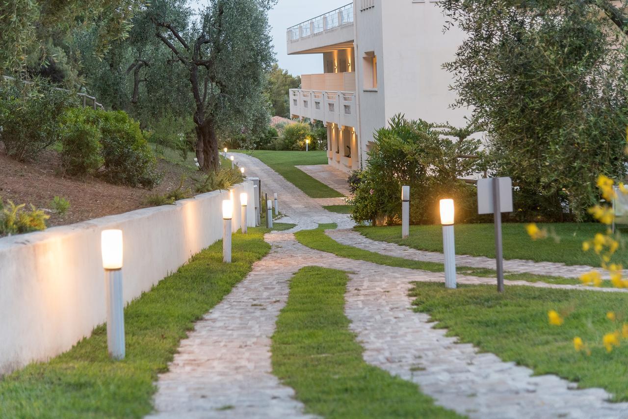Baia Dei Mergoli Hotel Mattinata Dış mekan fotoğraf